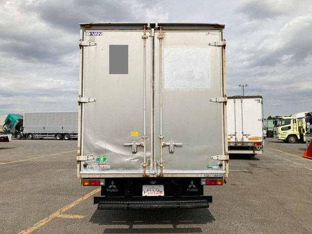 三菱ふそうキャンターアルミバン小型（2t・3t）[写真09]