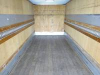 三菱ふそうキャンターアルミバン小型（2t・3t）[写真12]