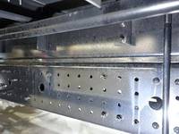 三菱ふそうキャンターアルミバン小型（2t・3t）[写真21]