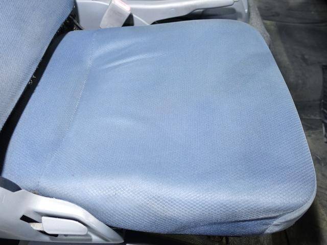 三菱ふそうキャンターアルミバン小型（2t・3t）[写真31]