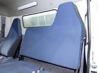 三菱ふそうキャンターアルミバン小型（2t・3t）[写真32]