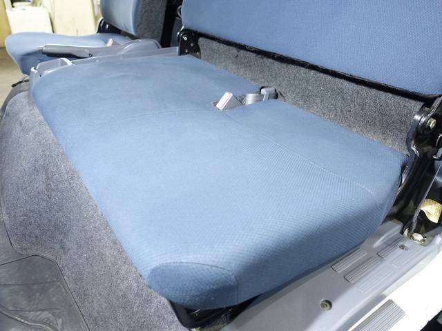 三菱ふそうキャンターアルミバン小型（2t・3t）[写真33]