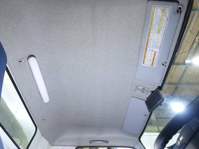 三菱ふそうキャンターアルミバン小型（2t・3t）[写真34]