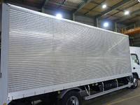 三菱ふそうキャンターアルミバン小型（2t・3t）[写真04]