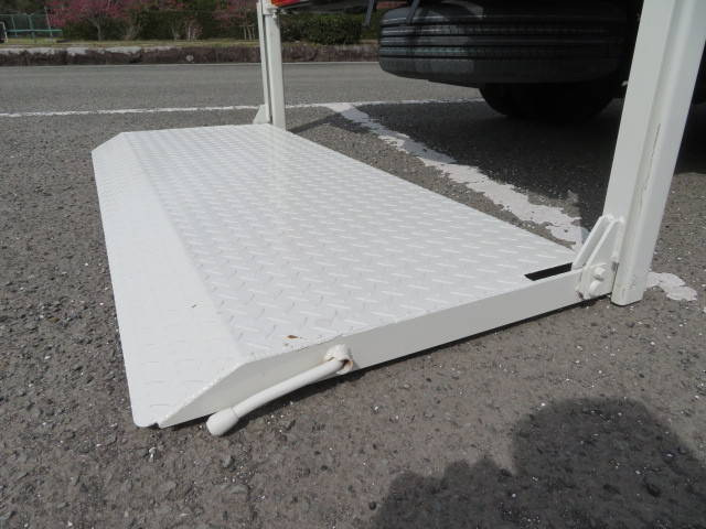 トヨタダイナ平ボディ小型（2t・3t）[写真28]