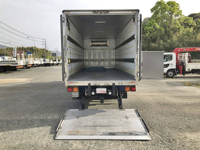 いすゞフォワード冷凍車（冷蔵車）中型（4t）[写真10]