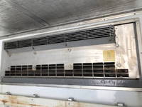 いすゞフォワード冷凍車（冷蔵車）中型（4t）[写真13]