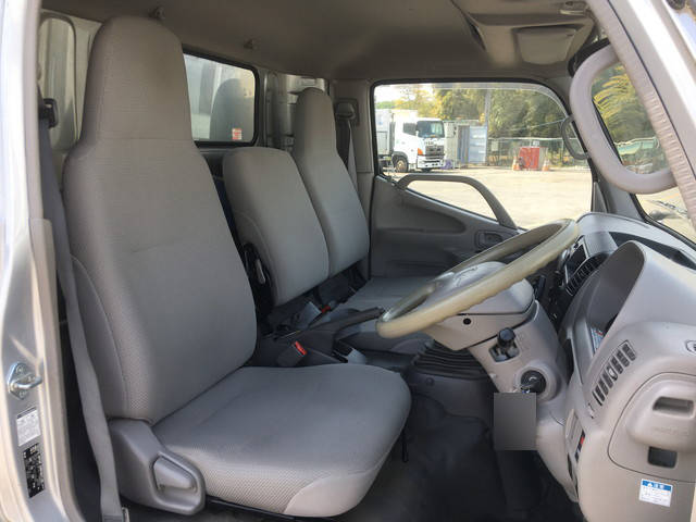 トヨタダイナアルミバン小型（2t・3t）[写真28]