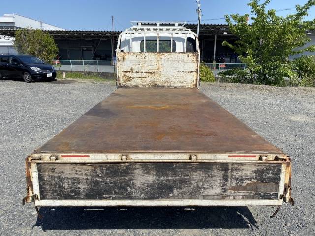 いすゞエルフ平ボディ小型（2t・3t）[写真11]