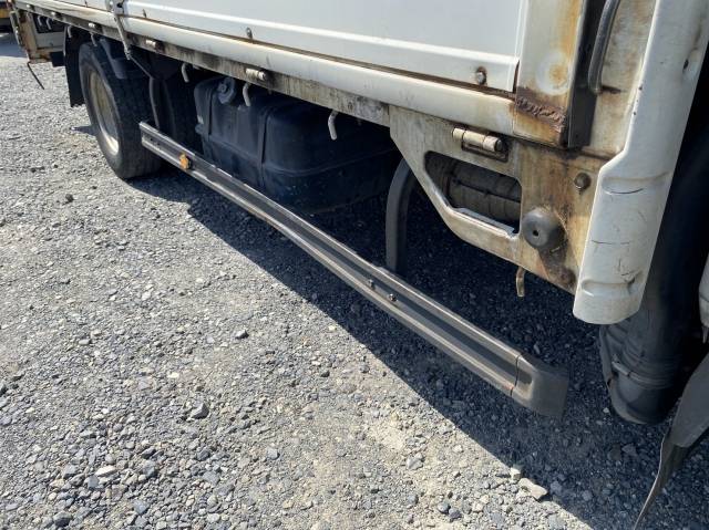 いすゞエルフ平ボディ小型（2t・3t）[写真17]