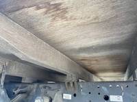 いすゞエルフ平ボディ小型（2t・3t）[写真18]