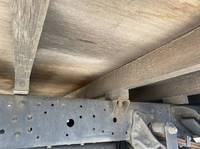 いすゞエルフ平ボディ小型（2t・3t）[写真19]