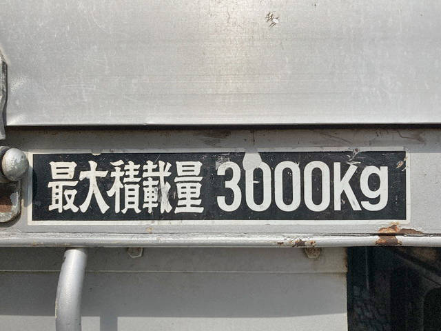 日野レンジャーアルミブロック中型（4t）[写真17]