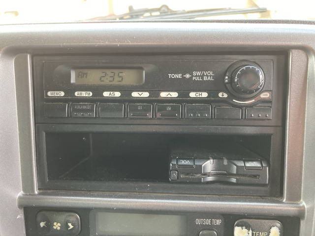 日野レンジャーアルミブロック中型（4t）[写真36]