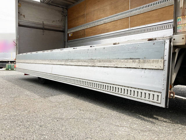 日野レンジャーアルミウイング中型（4t）[写真17]