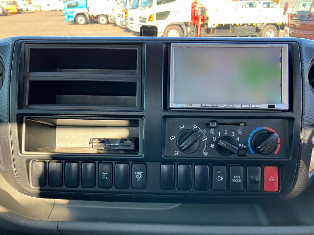 トヨタダイナクレーン4段小型（2t・3t）[写真14]