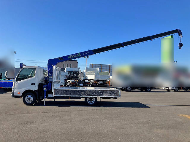 トヨタダイナクレーン4段小型（2t・3t）[写真03]