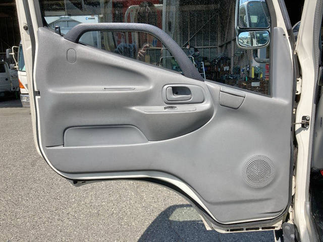 日野デュトロ高所作業車小型（2t・3t）[写真30]