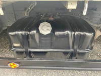 いすゞエルフセルフクレーン4段小型（2t・3t）[写真17]