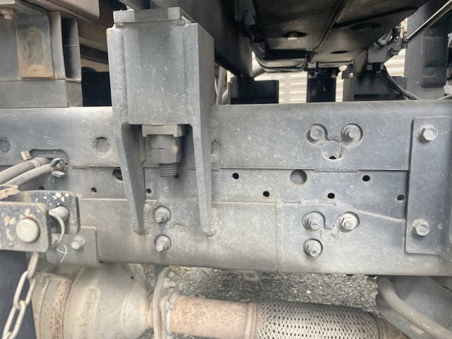 いすゞエルフセルフクレーン4段小型（2t・3t）[写真20]