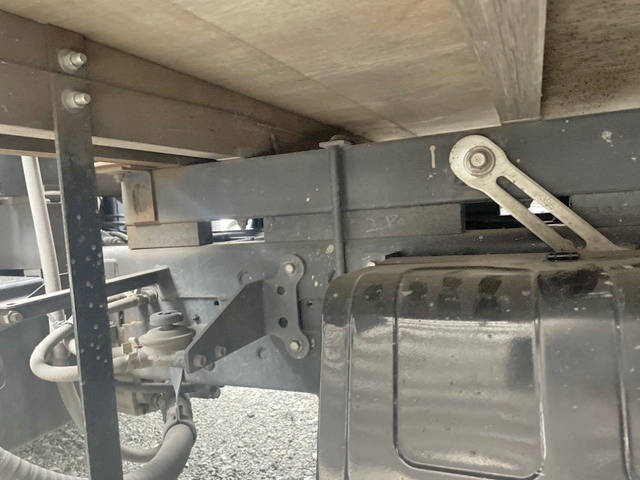 いすゞエルフセルフクレーン4段小型（2t・3t）[写真22]