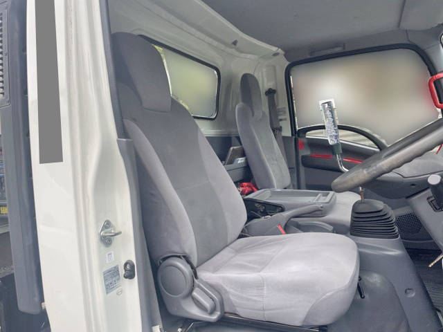 いすゞエルフセルフクレーン4段小型（2t・3t）[写真29]