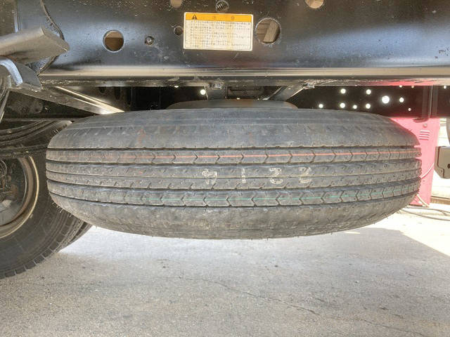 日野レンジャー平ボディ中型（4t）[写真21]