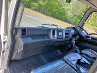 日野レンジャー平ボディ中型（4t）[写真30]