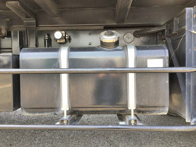 日野レンジャーダンプ増トン（6t・8t）[写真23]