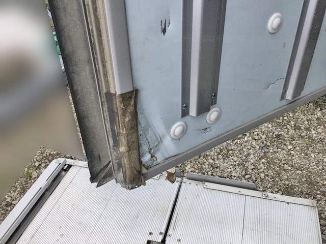 日野レンジャー冷凍車（冷蔵車）中型（4t）[写真10]