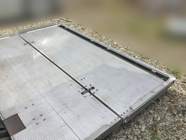 日野レンジャー冷凍車（冷蔵車）中型（4t）[写真13]