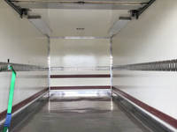 三菱ふそうキャンターパネルバン小型（2t・3t）[写真11]