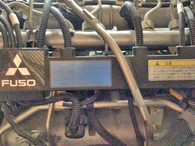 三菱ふそうキャンターパネルバン小型（2t・3t）[写真28]