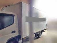 三菱ふそうキャンターパネルバン小型（2t・3t）[写真04]