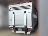 三菱ふそうキャンターパネルバン小型（2t・3t）[写真06]