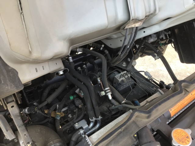 いすゞエルフ平ボディ小型（2t・3t）[写真23]