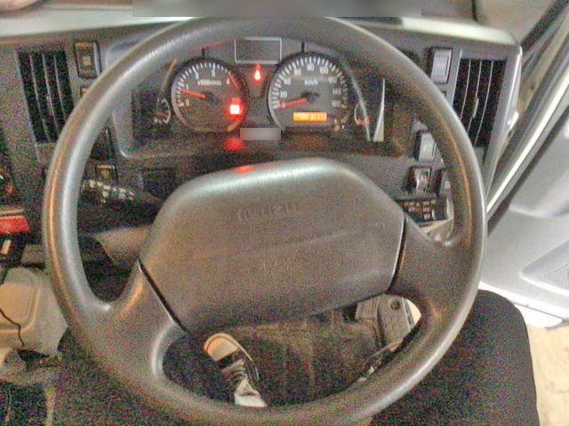 いすゞエルフパネルバン小型（2t・3t）[写真28]