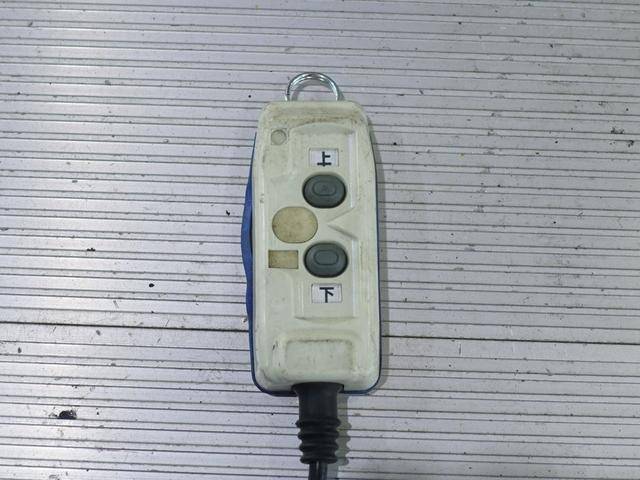 三菱ふそうキャンターアルミバン小型（2t・3t）[写真12]