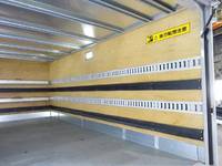 三菱ふそうキャンターアルミバン小型（2t・3t）[写真15]