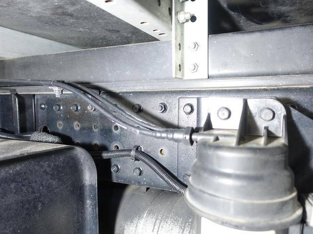 三菱ふそうキャンターアルミバン小型（2t・3t）[写真19]