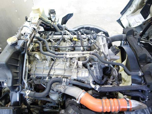 三菱ふそうキャンターアルミバン小型（2t・3t）[写真22]