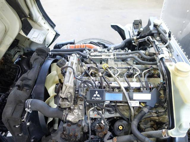 三菱ふそうキャンターアルミバン小型（2t・3t）[写真23]