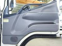 三菱ふそうキャンターアルミバン小型（2t・3t）[写真26]