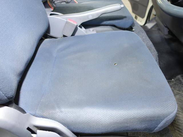 三菱ふそうキャンターアルミバン小型（2t・3t）[写真31]