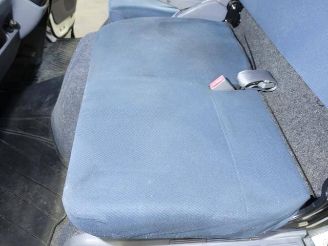 三菱ふそうキャンターアルミバン小型（2t・3t）[写真33]