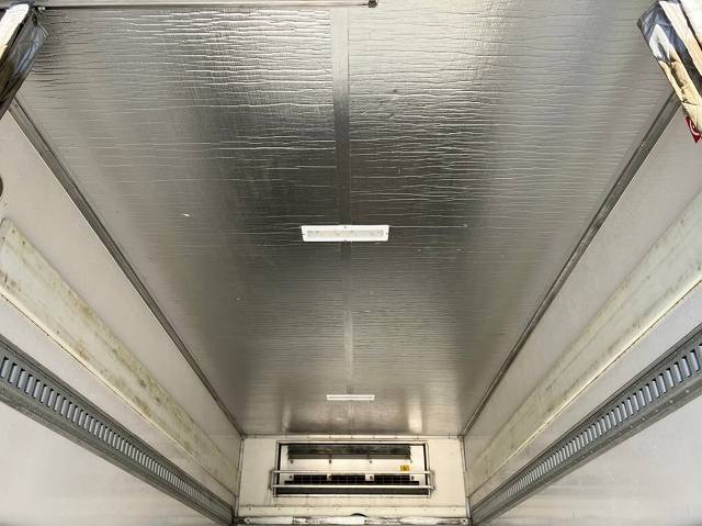 日野デュトロ冷凍車（冷蔵車）小型（2t・3t）[写真07]