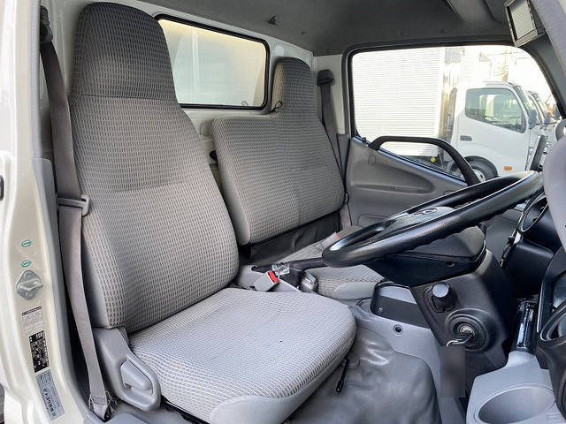 トヨタダイナアルミバン小型（2t・3t）[写真24]