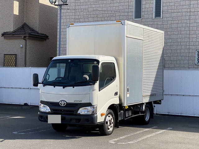トヨタダイナアルミバン小型（2t・3t）[写真03]