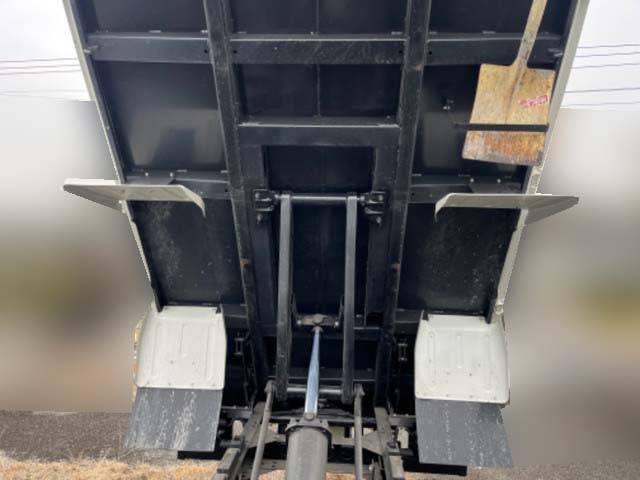 いすゞエルフダンプ小型（2t・3t）[写真17]