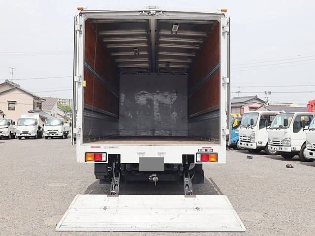 三菱ふそうファイターアルミウイング中型（4t）[写真14]